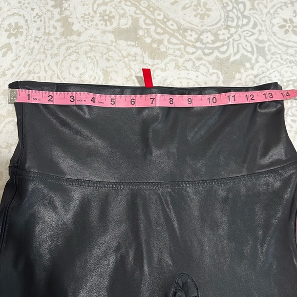 SPANX Black High-Waisted Leggings - Picture 5 of 7